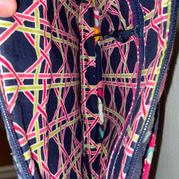 vera bradley cross body bag ribbons - Picture 4 of 4